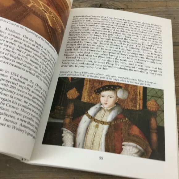 A Guide To Royal London By Christopher Hibbert Paperback 1987 Macmillan 8.25" x - Picture 7 of 9